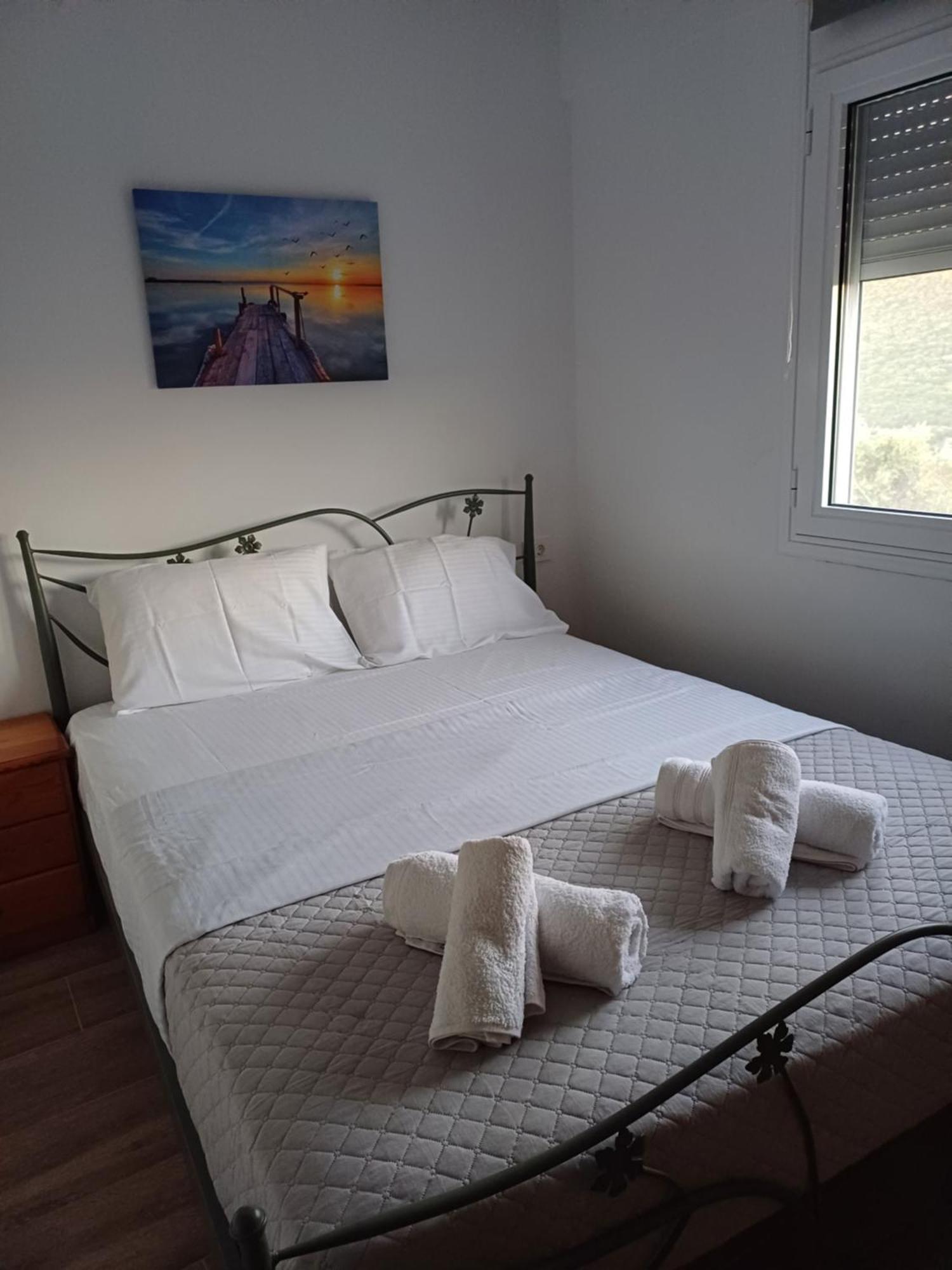 G.Tzanis Luxury Apartments Парга Екстериор снимка